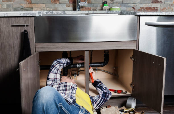 Best Emergency Plumber  in Lake Butler, FL